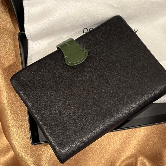 NIB Doris & Jacky Black Leather Billfold Wallet - Picture 4 of 9